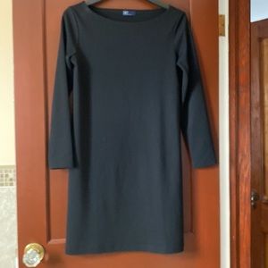 GAP Black Long Sleeve Dress - Small - 18” pit to pit / 35” Long - -no rips/tears